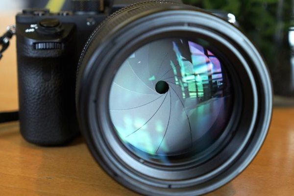 khẩu độ f là gì